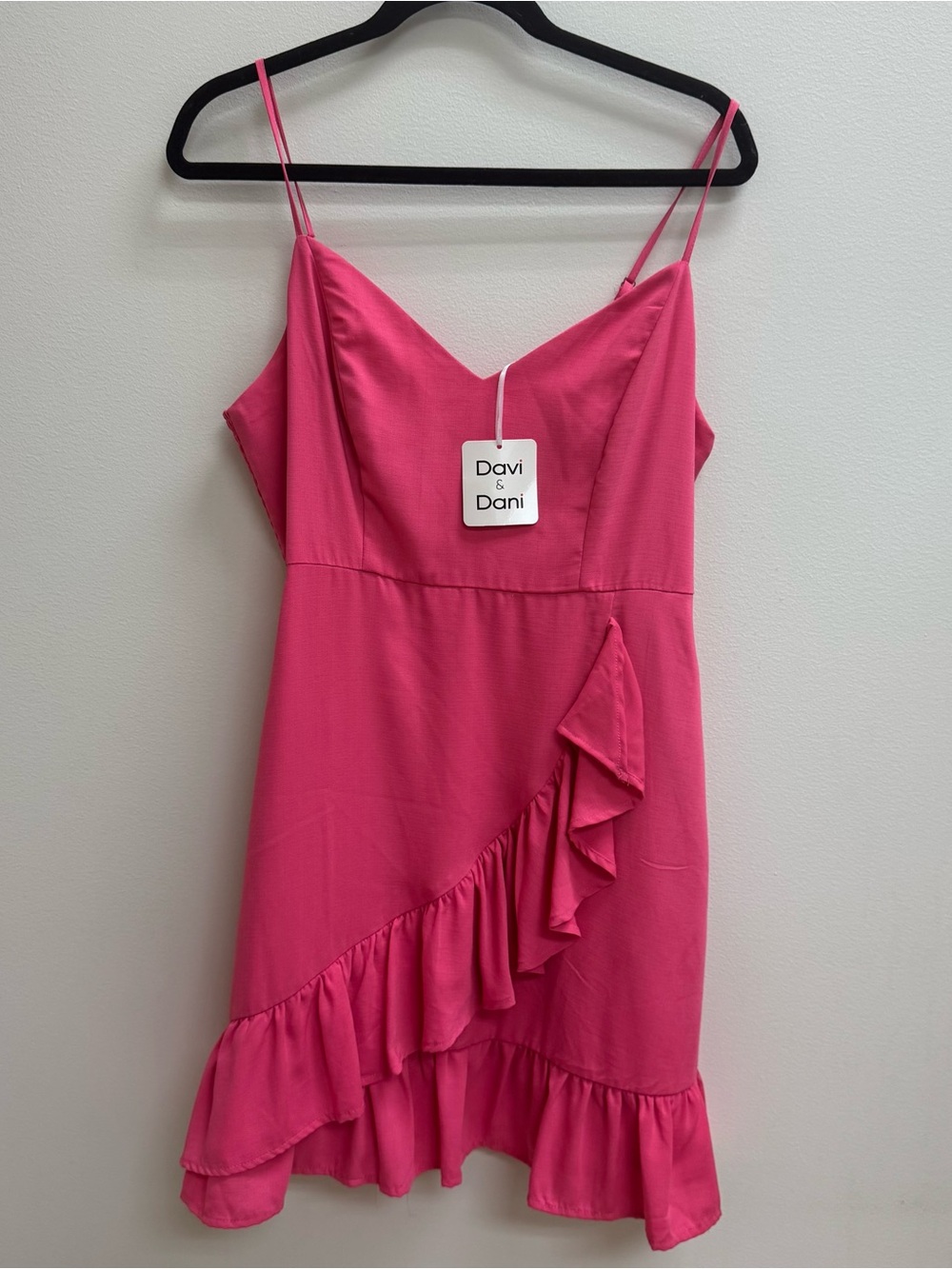 NEW DAVI & DANI Pink V-Neck Ruffle Dress Barbiecore Large NWT